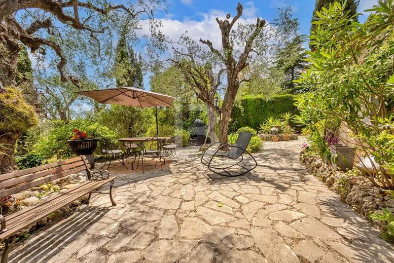 Mas - 160 m² - 6 pièces