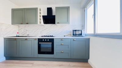 Appartement - 97 m² - 6 pièces