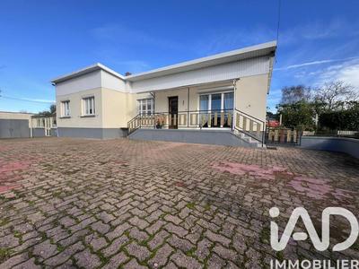 Maison - 119 m² - 5 pièces