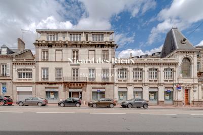 Appartement - 160 m² - 5 pièces