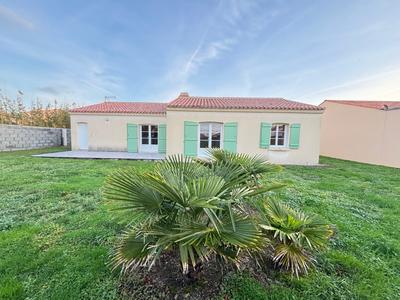 Maison - 98 m² - 4 pièces