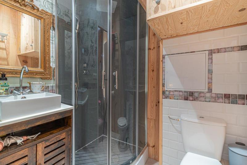 Maison - 380 m² - 9 pièces