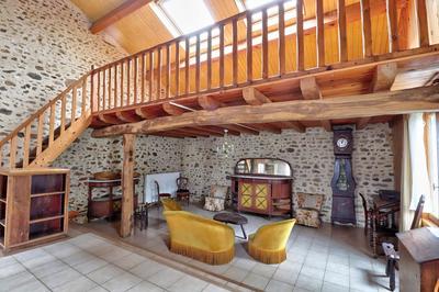 Maison - 288 m² - 8 pièces