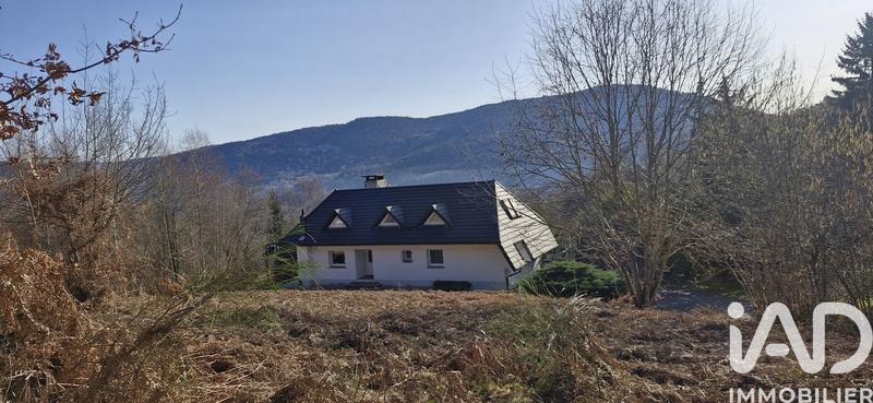 Maison - 180 m² - 10 pièces