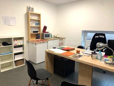 Bureau - 21 m² - 2 pièces