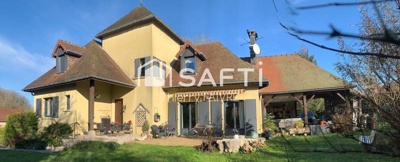 Maison - 209 m² - 10 pièces