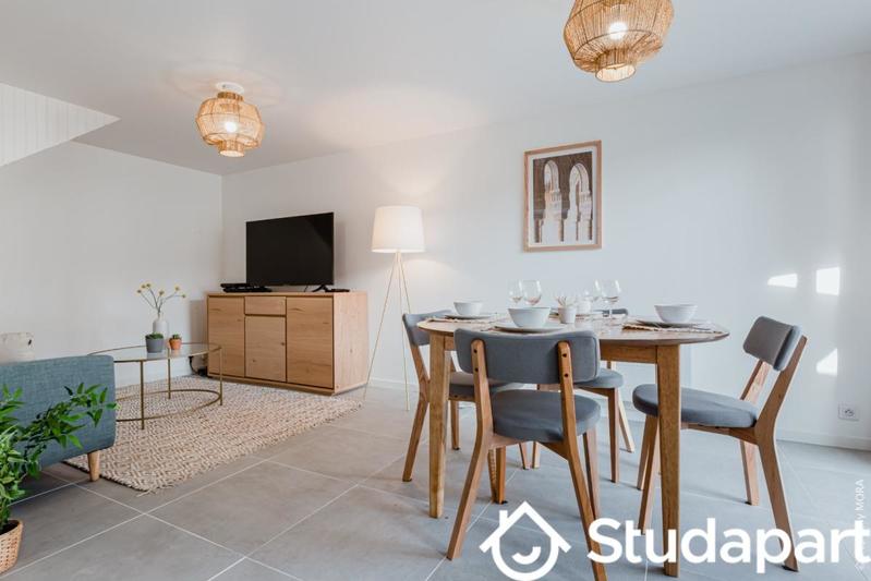 Chambre - 9 m² - 1 pièce