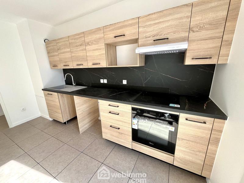 Appartement - 85 m² - 4 pièces