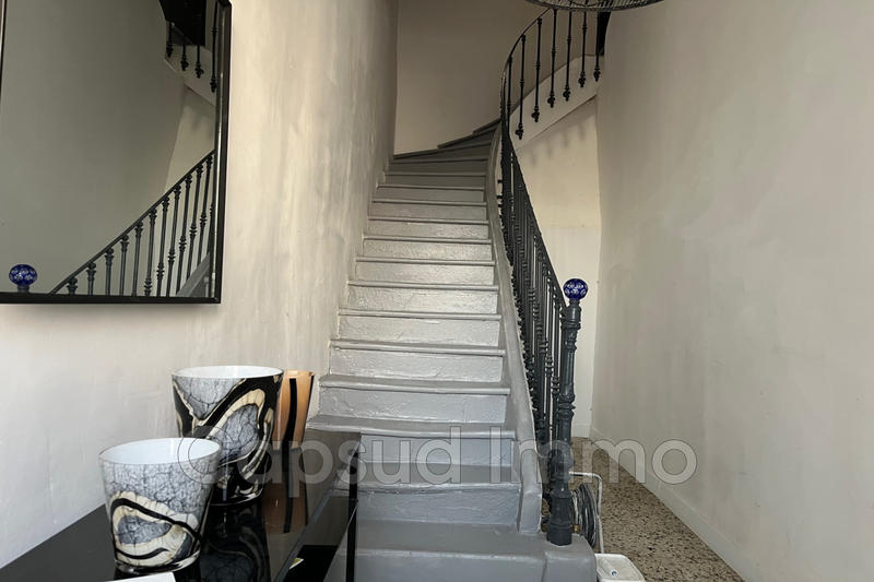 Maison - 200 m² - 6 pièces