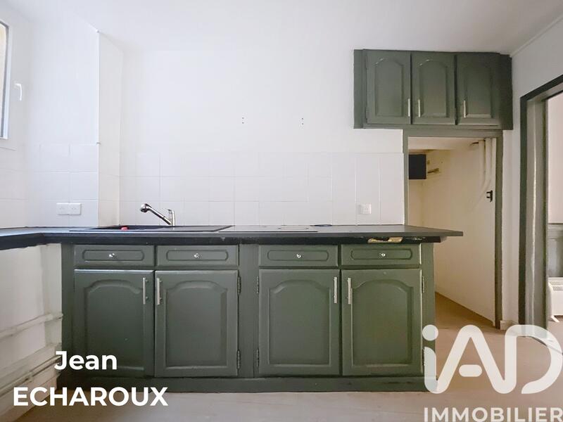 Studio - 30 m² - 1 pièce