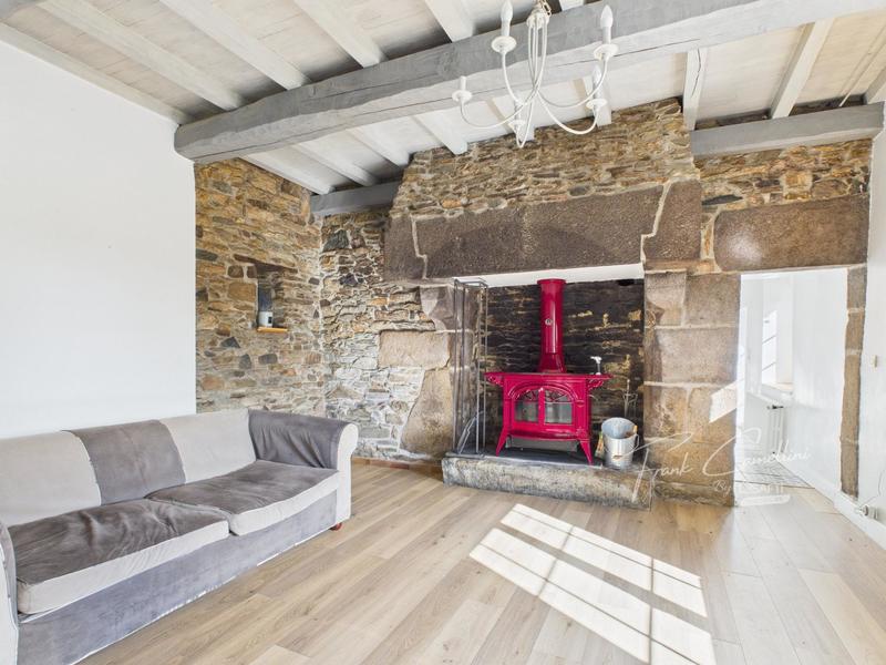 Maison - 154 m² - 7 pièces