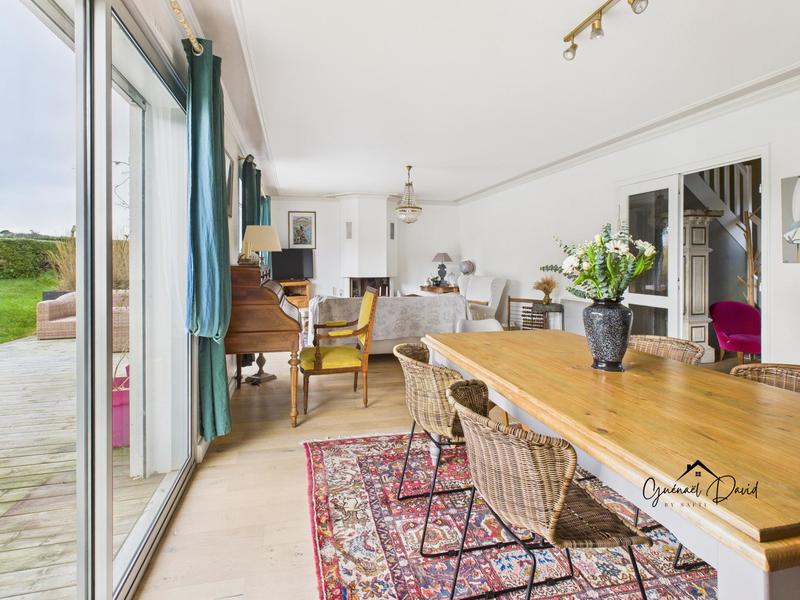 Maison - 105 m² - 5 pièces