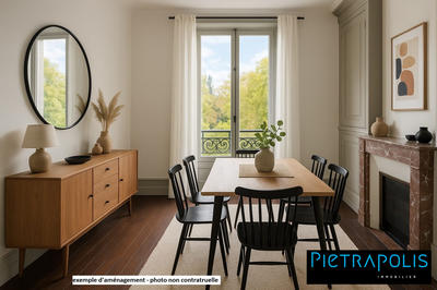 Appartement - 93 m² - 5 pièces