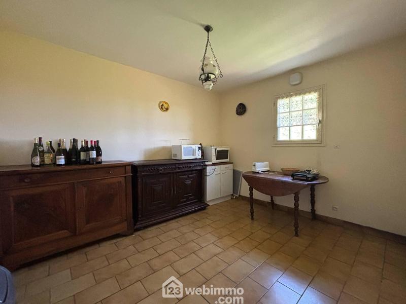 Maison - 181 m² - 7 pièces