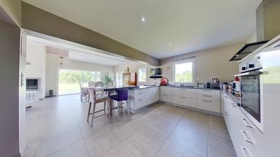 Maison d'architecte - 195 m² - 6 pièces