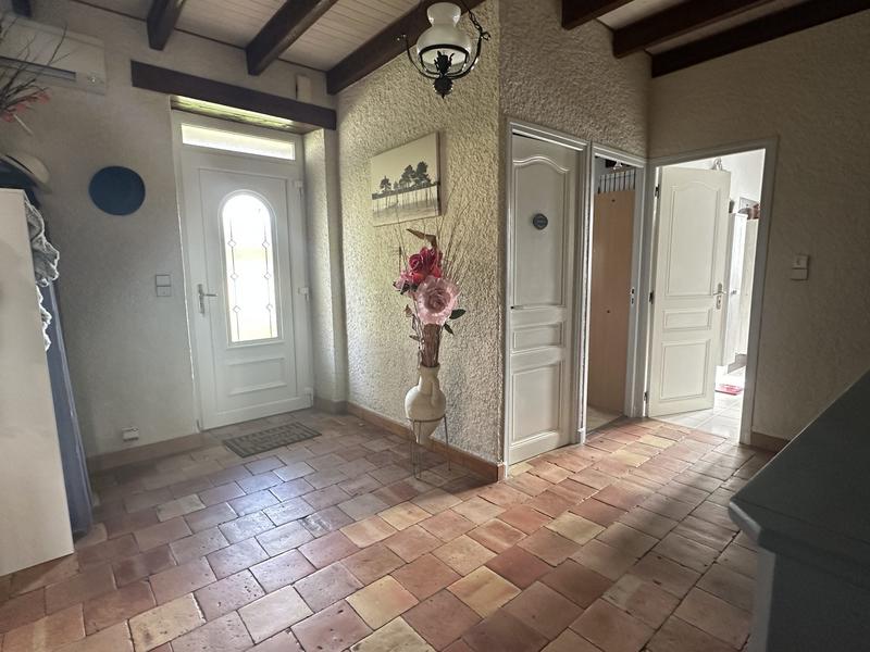 Maison traditionnelle - 216 m² - 5 pièces