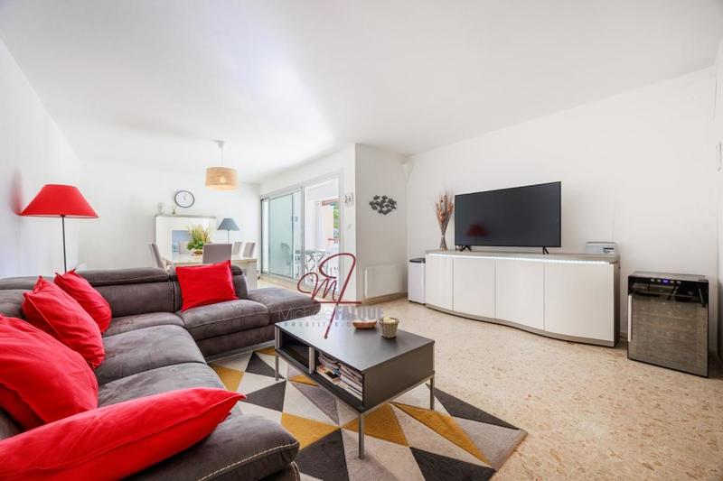 Appartement - 80 m² - 3 pièces