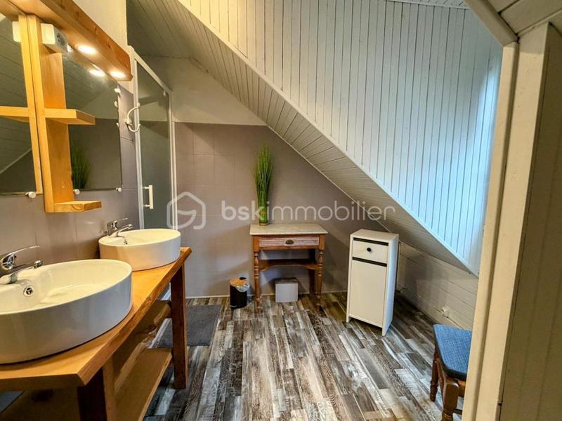 Maison de ville - 144 m² - 7 pièces