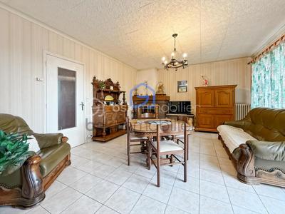 Pavillon - 185 m² - 8 pièces