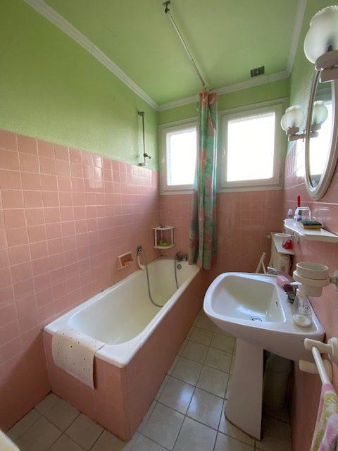 Maison - 140 m² - 8 pièces