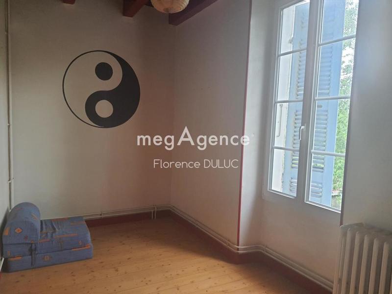 Maison - 297 m² - 7 pièces