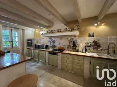 Maison - 243 m² - 8 pièces