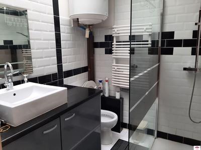 Maison de village - 210 m² - 10 pièces