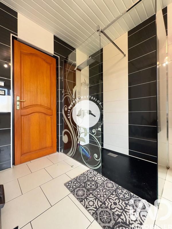 Maison - 180 m² - 5 pièces