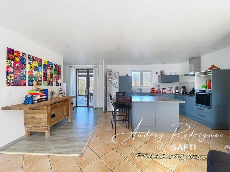 Maison - 164 m² - 6 pièces