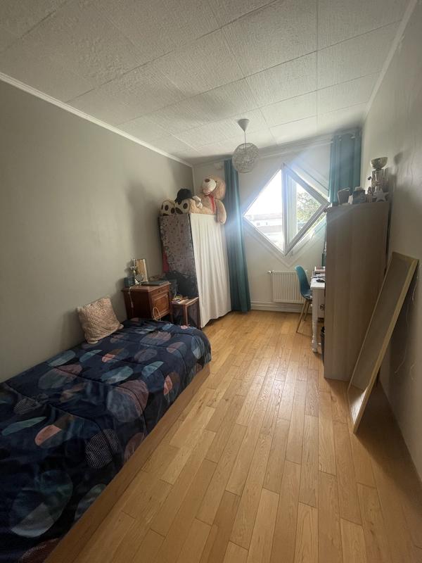 Maison - 115 m² - 6 pièces