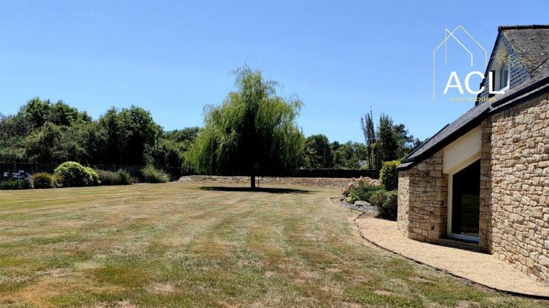 Villa - 250 m² - 8 pièces