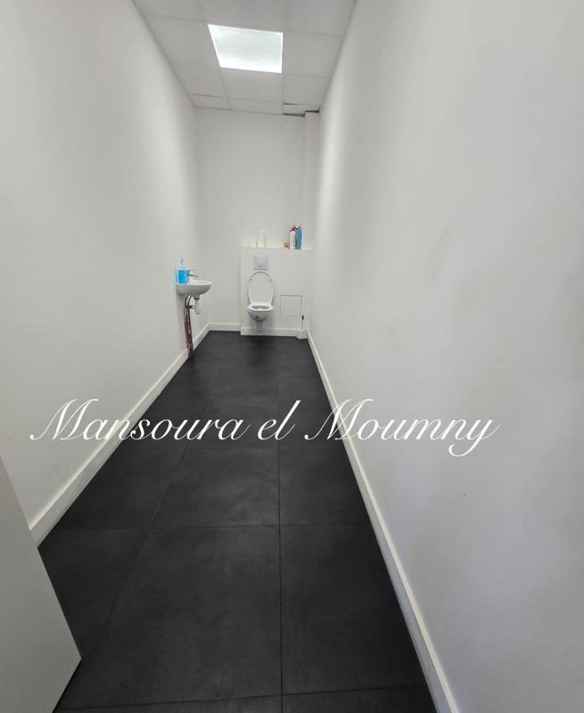 Bureau - 700 m² - 6 pièces