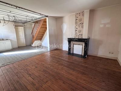 Immeuble - 210 m² - 8 pièces