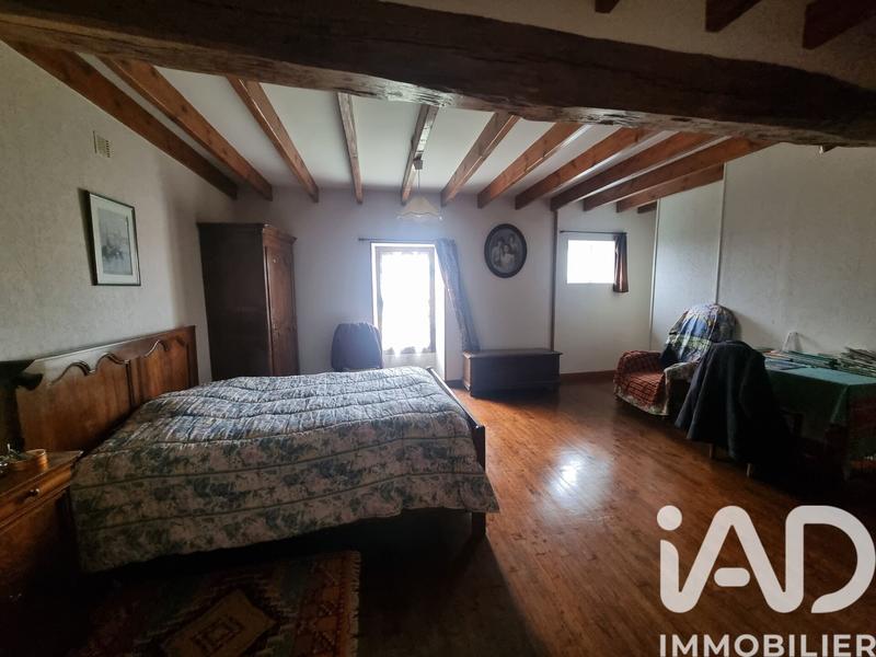 Maison - 254 m² - 6 pièces