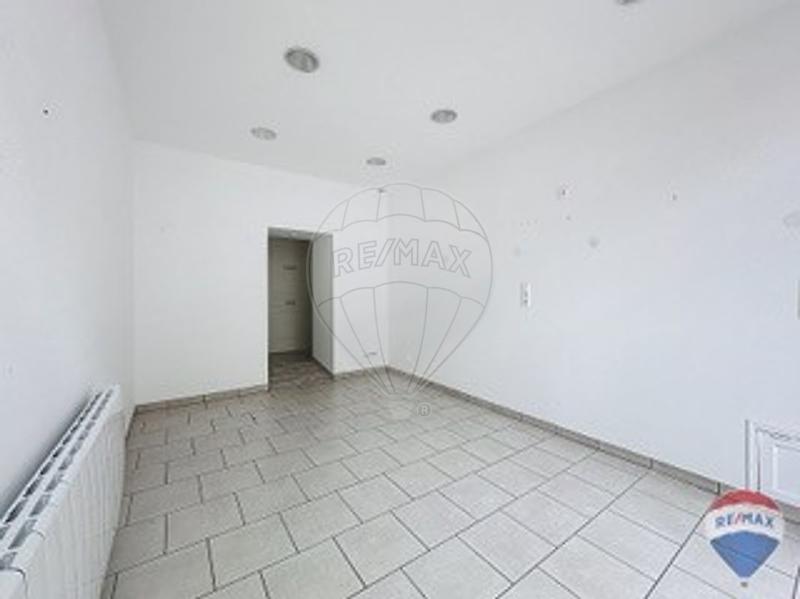 Local commercial - 43 m² - 2 pièces