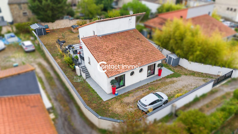 Maison - 150 m² - 4 pièces