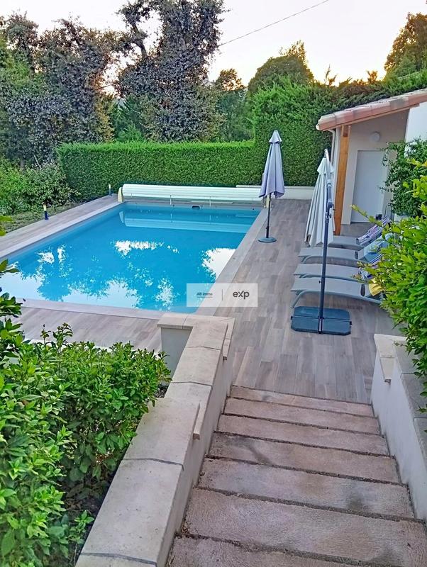 Maison - 130 m² - 5 pièces