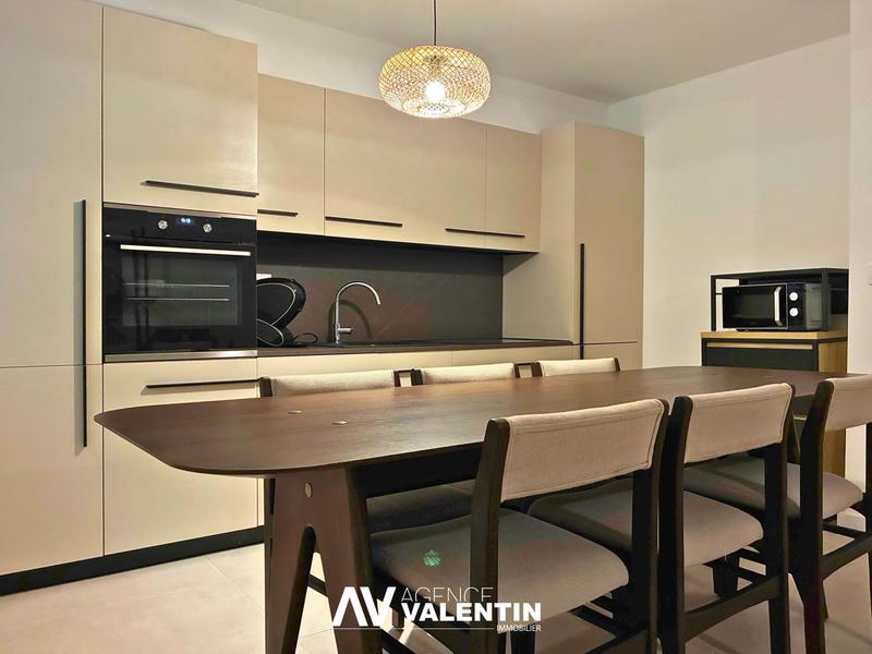 Appartement - 108 m² - 5 pièces