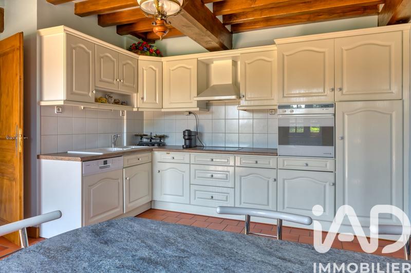 Maison - 280 m² - 7 pièces