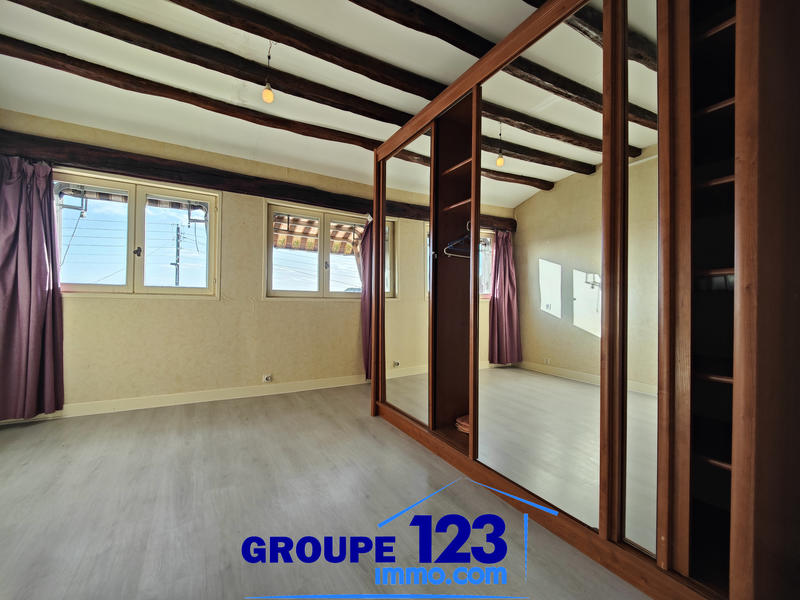 Maison - 111 m² - 6 pièces