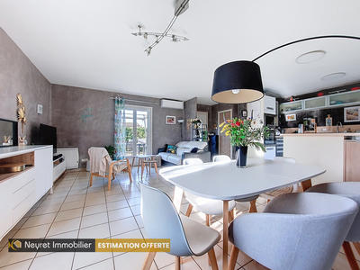 Maison - 137 m² - 7 pièces