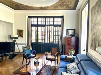 Appartement - 160 m² - 5 pièces