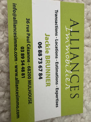 Maison - 210 m² - 6 pièces