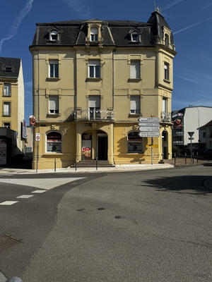 Local commercial - 108 m² - 3 pièces