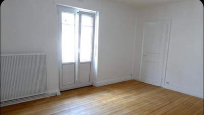 Appartement - 79 m² - 3 pièces