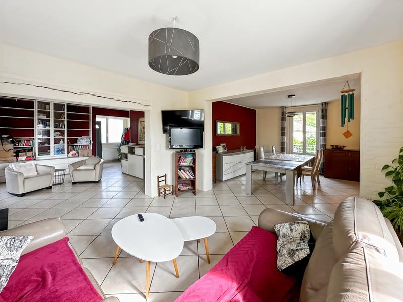 Maison bourgeoise - 161 m² - 7 pièces