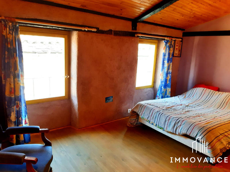 Maison - 182 m² - 8 pièces