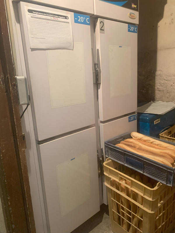 Fonds de commerce - Magasins - 162 m²