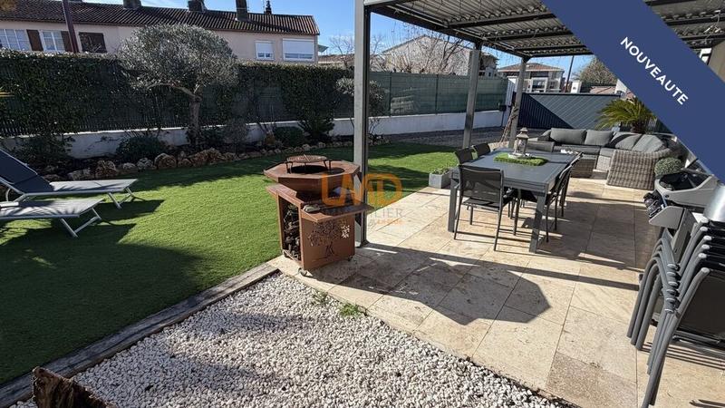 Maison - 80 m² - 4 pièces