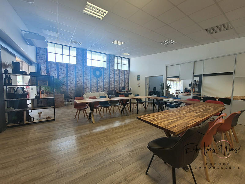 Fonds de commerce - 240 m²